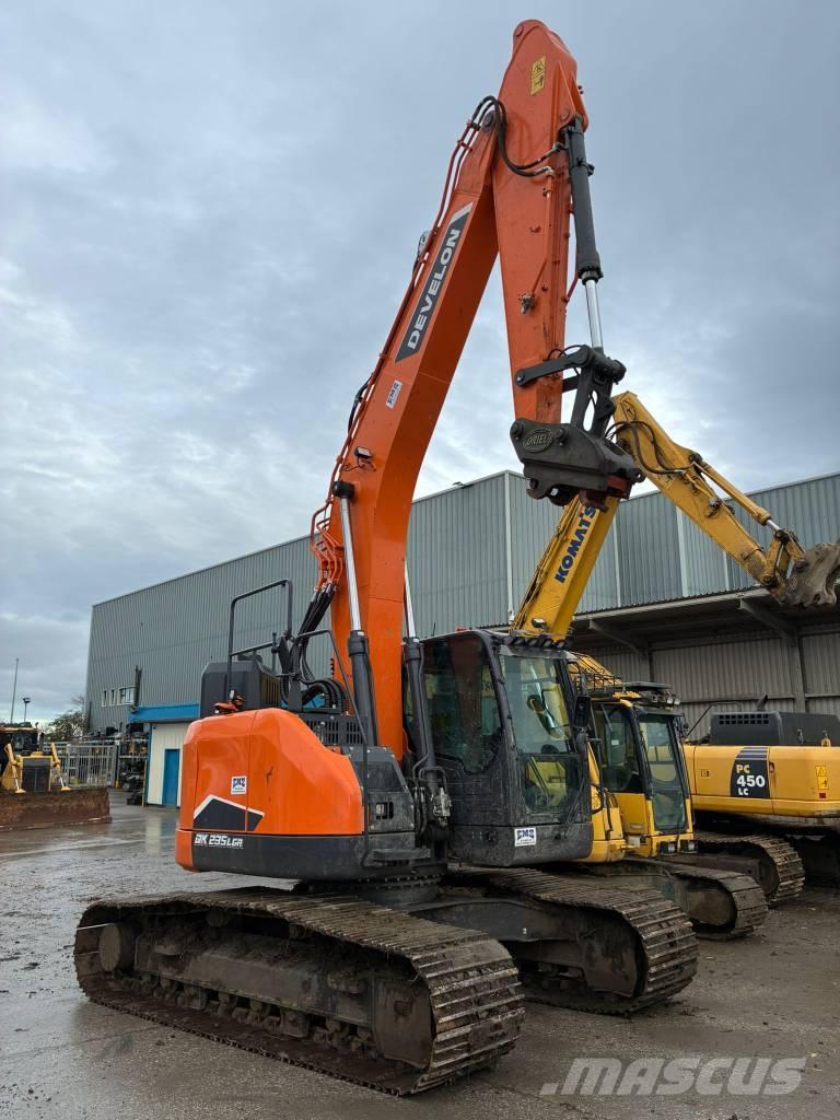 Develon DX235LCR-7 履带挖掘机