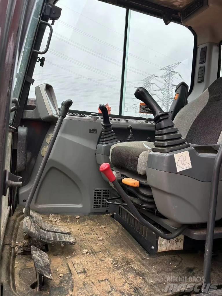 Doosan DX60-9 小型挖掘机