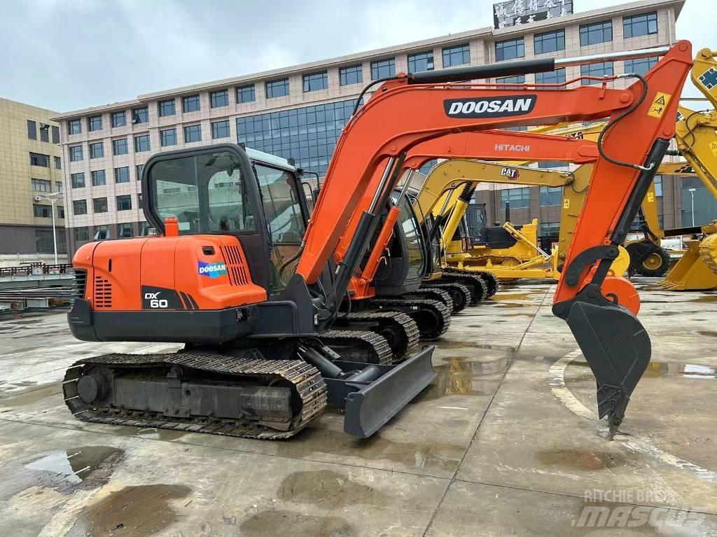 Doosan DX60-9 小型挖掘机