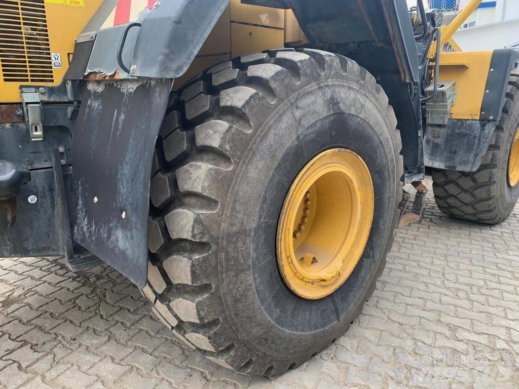Komatsu WA 470-6 轮式装载机