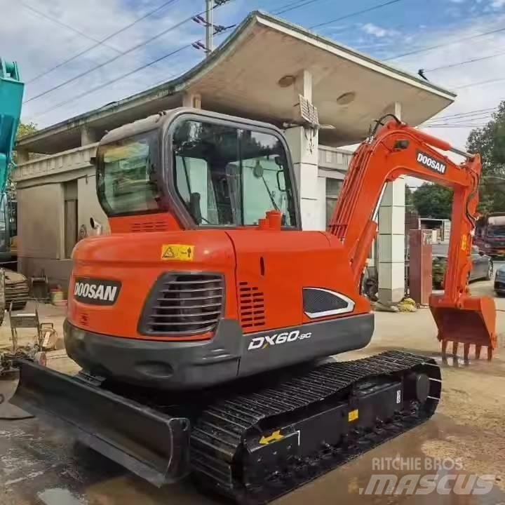 Doosan DX60-9C 小型挖掘机