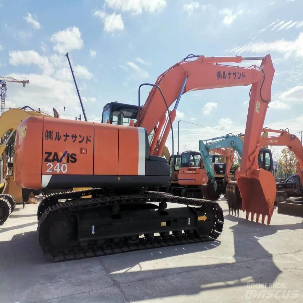 Hitachi ZX 240 履带挖掘机