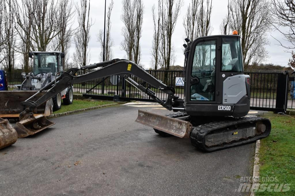 Volvo ECR 50 D 小型挖掘机