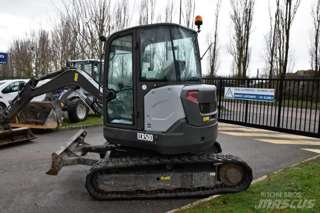 Volvo ECR 50 D 小型挖掘机