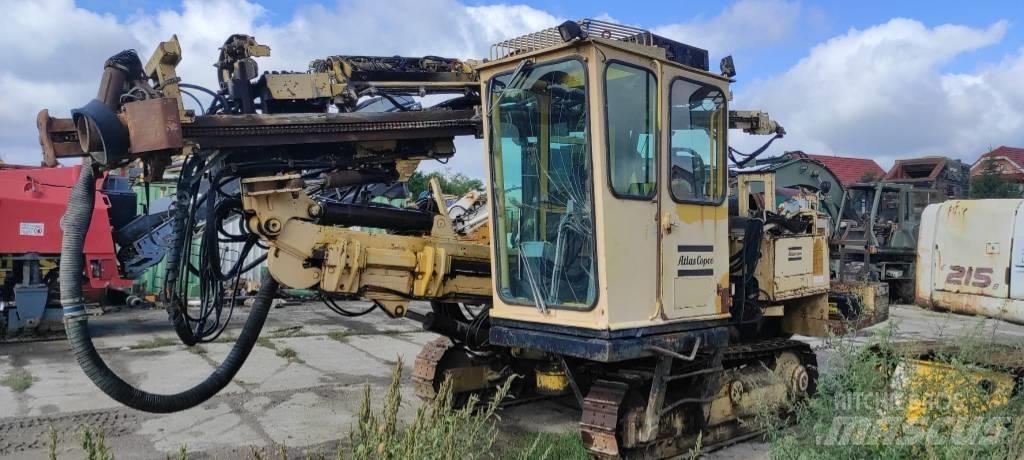 Atlas Copco ROC 812 钻孔机