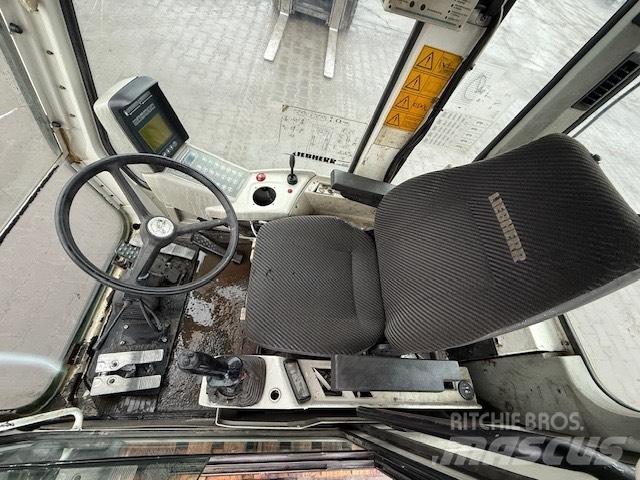 Liebherr A 924 B CAB 驾驶室与内部