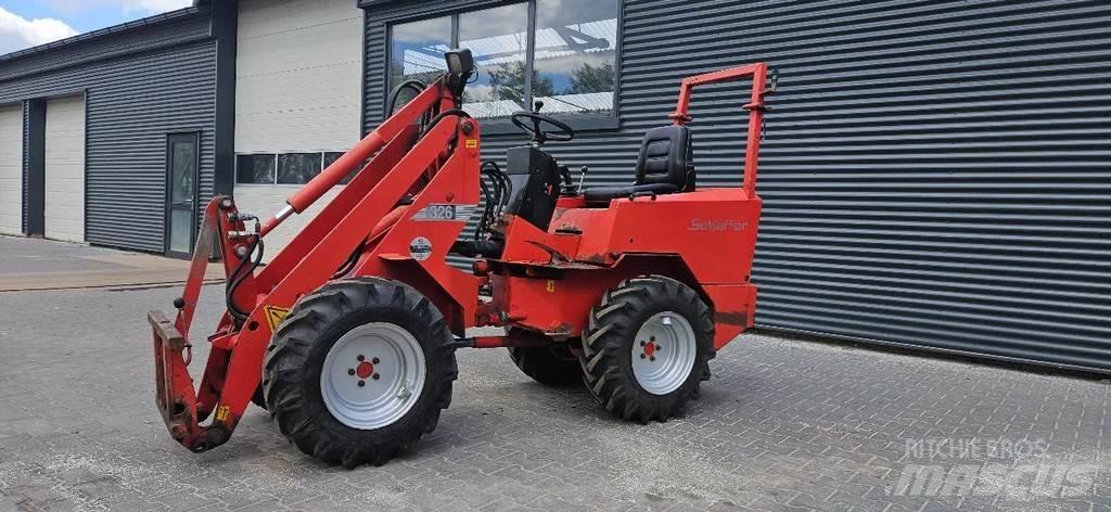 Schäffer 326 小型装载机