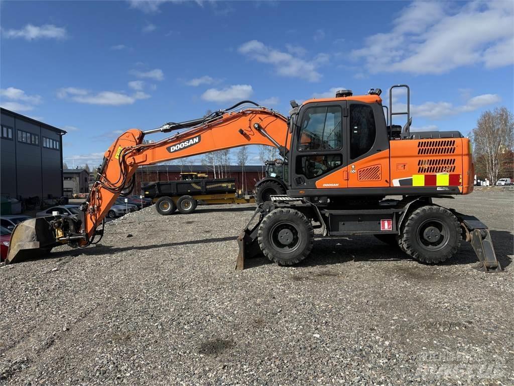 Doosan DX170W-5 轮式挖掘机