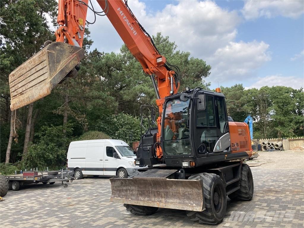Hitachi ZX 140 W-5 轮式挖掘机