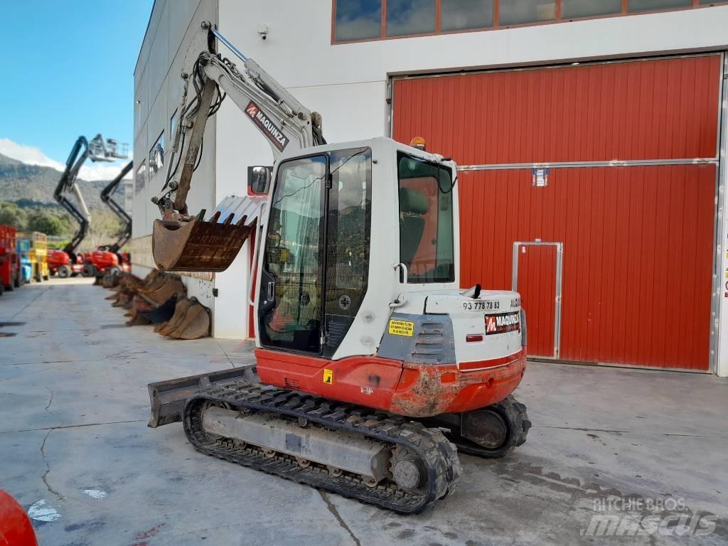 Takeuchi TB 250 小型挖掘机
