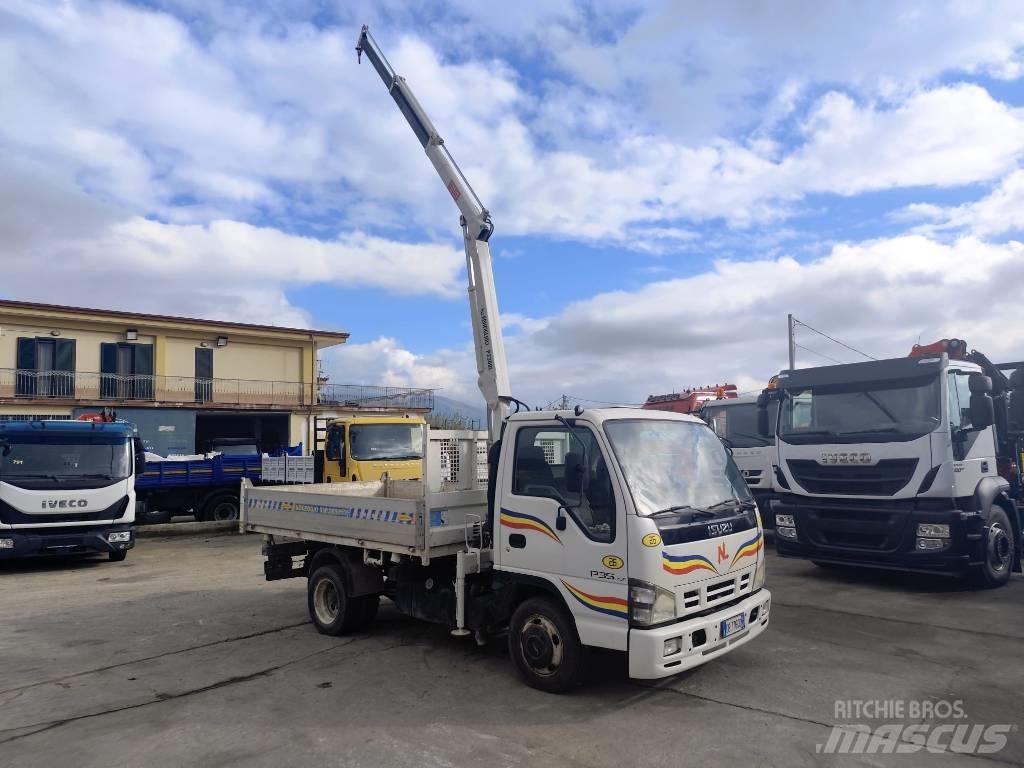 Isuzu NPR77G-5DX 起重车