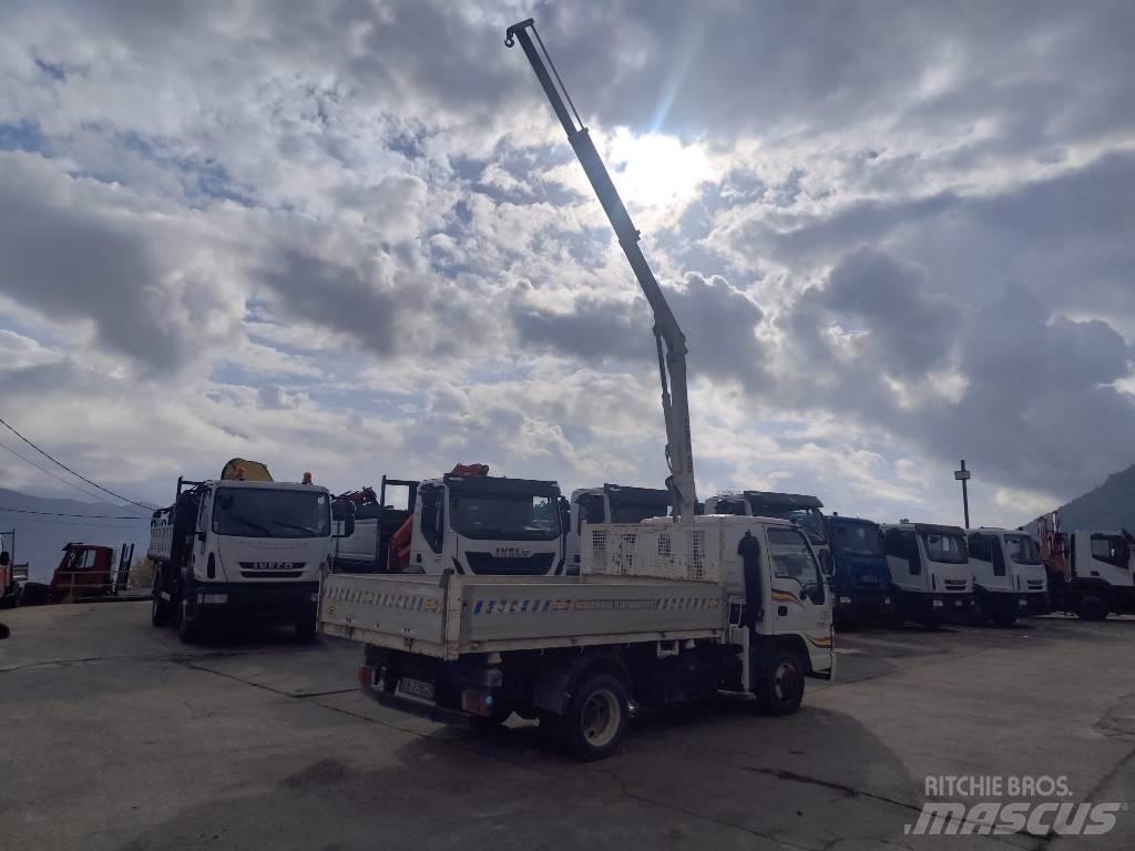 Isuzu NPR77G-5DX 起重车