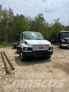 GMC 5500 平板车