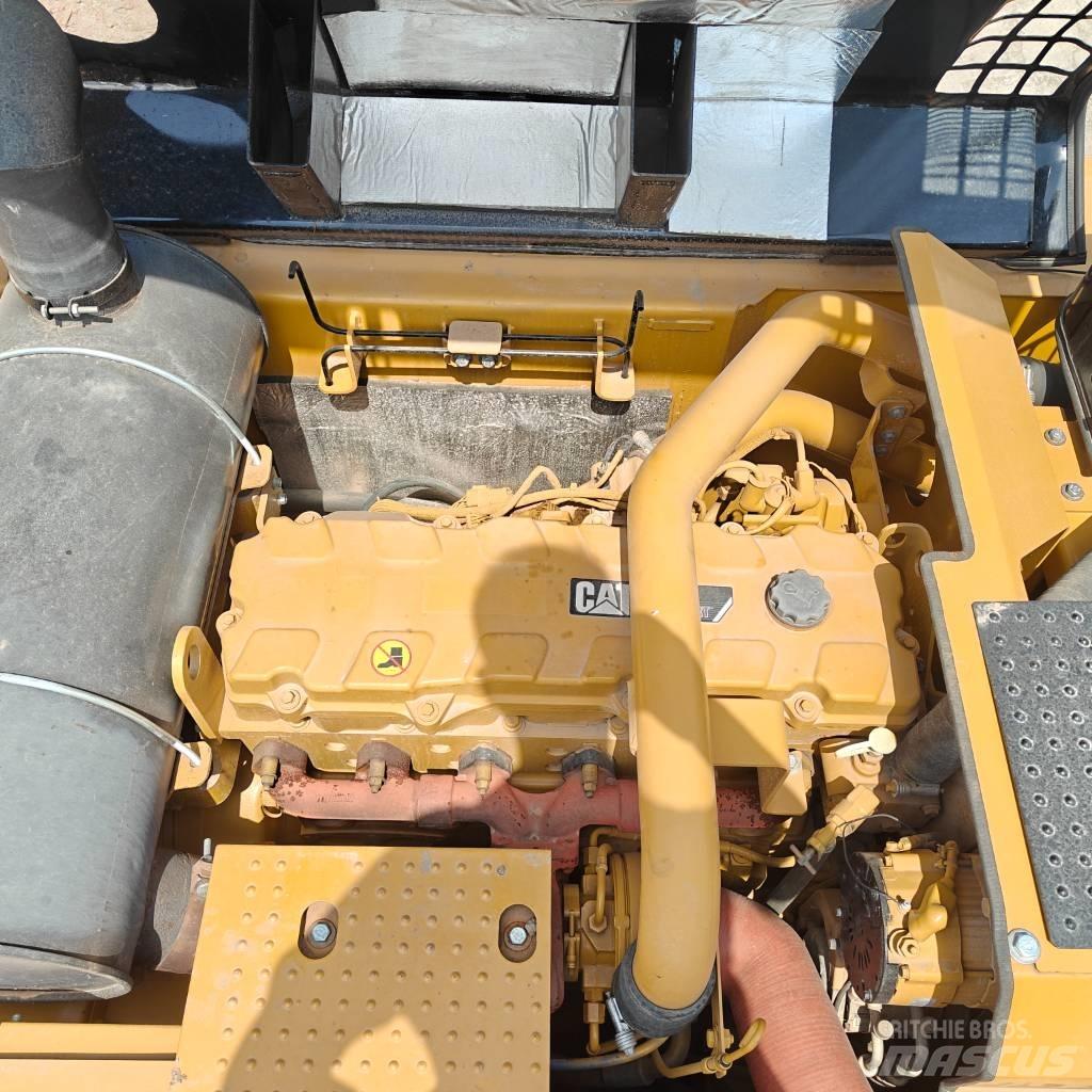CAT 340 D L 履带挖掘机