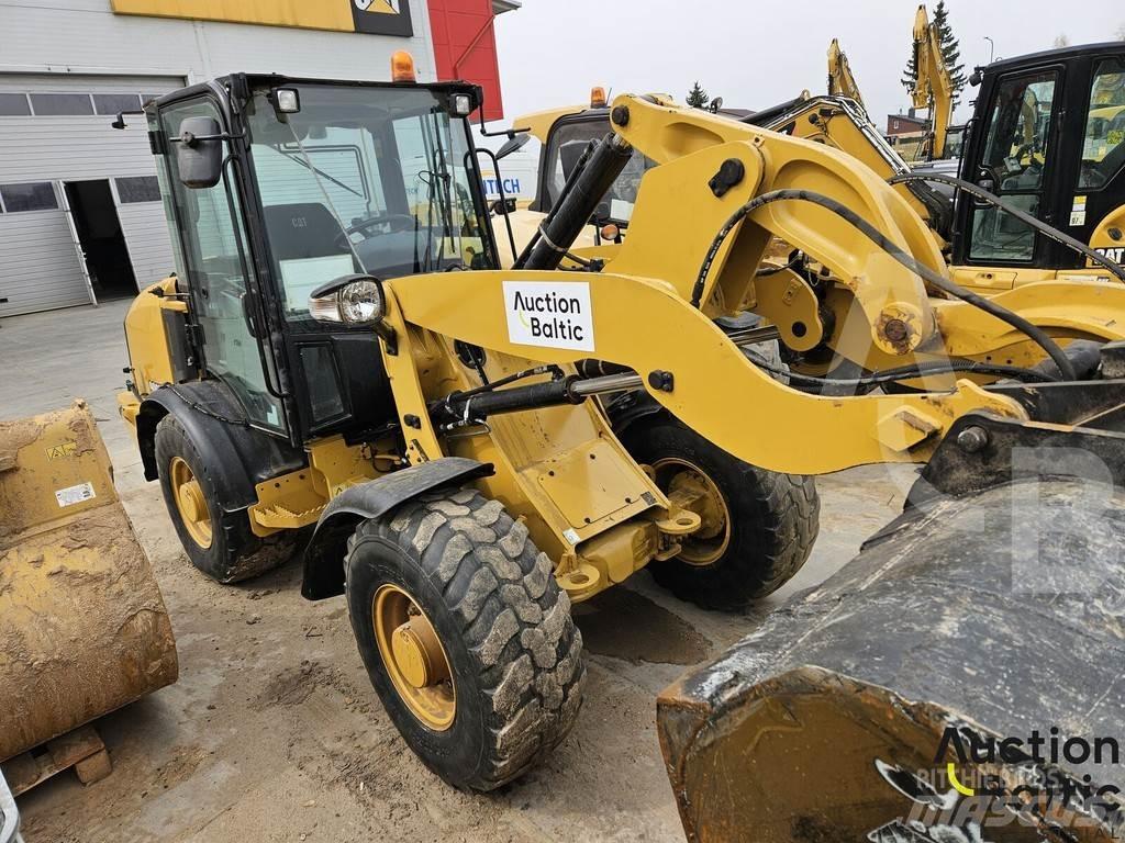 CAT 906 M 轮式装载机