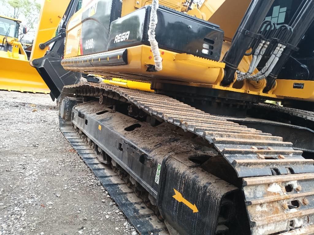 CAT 329 D2 中型挖掘机