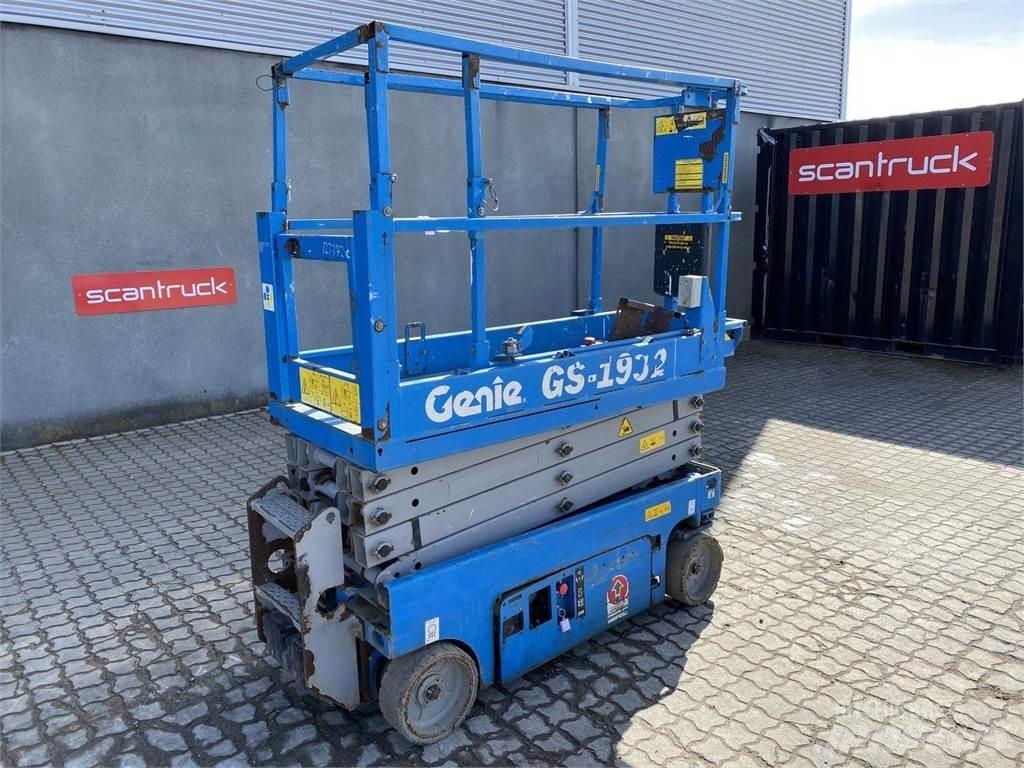 Genie GS1932 剪叉式升降机