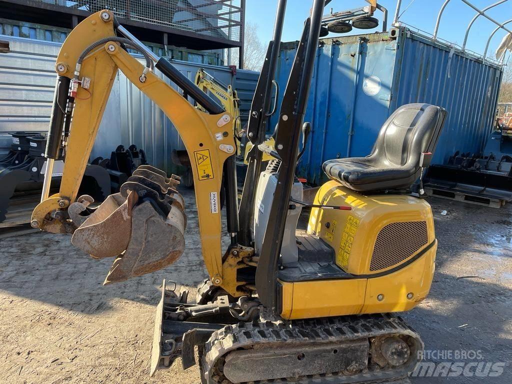 CAT 300.9 D 小型挖掘机