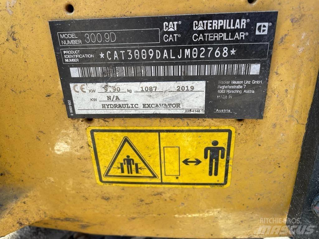 CAT 300.9 D 小型挖掘机