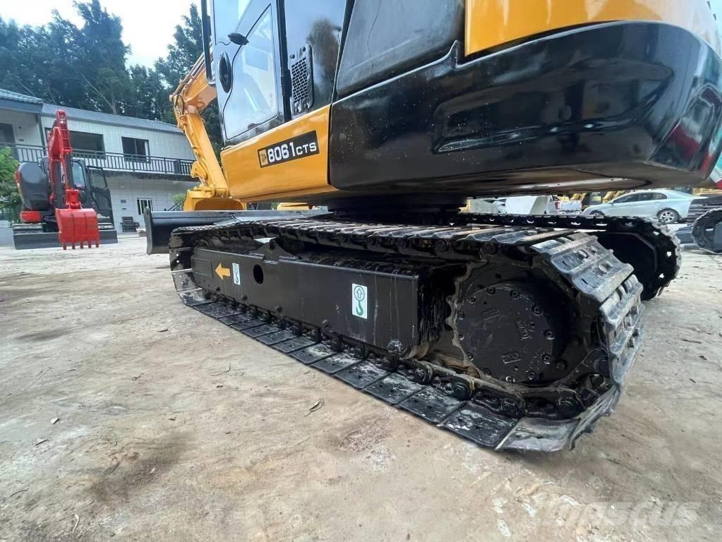 JCB 8061 小型挖掘机