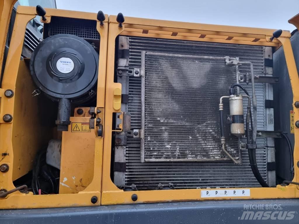 Volvo EW160 C Ii 轮式挖掘机