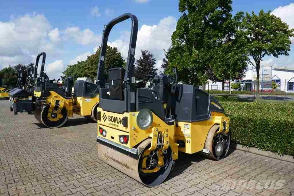 Bomag BW 120 AD-5 小型沥青摊铺机
