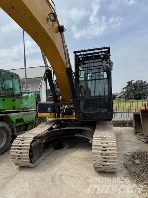 CAT 323 E 履带挖掘机