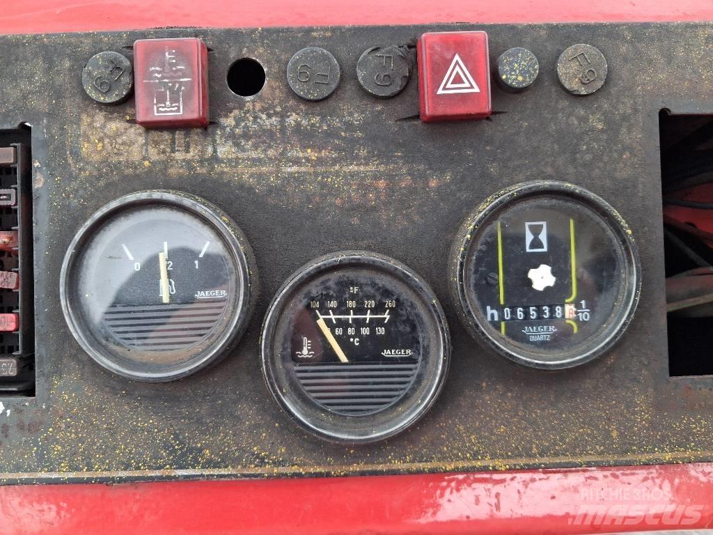 Manitou MC 25 越野叉车|叉装车