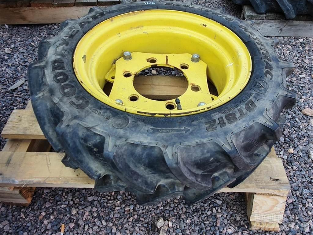 Goodyear 200/70R16 轮胎、车轮、轮圈