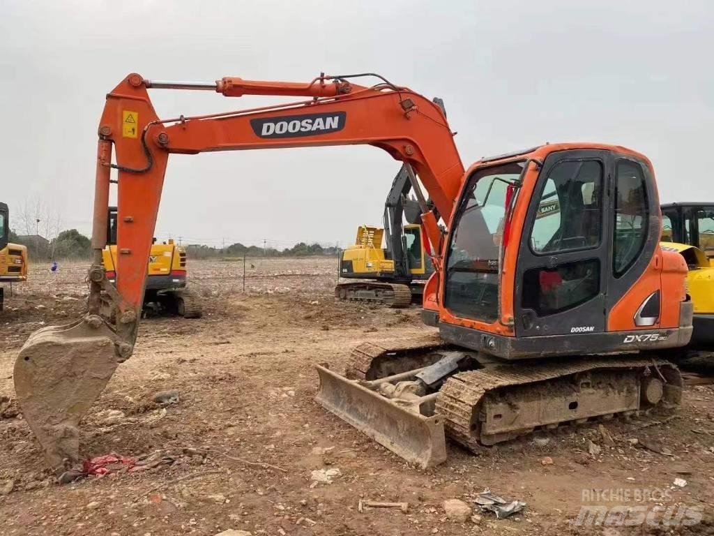 Doosan DX 75-9 C 履带挖掘机