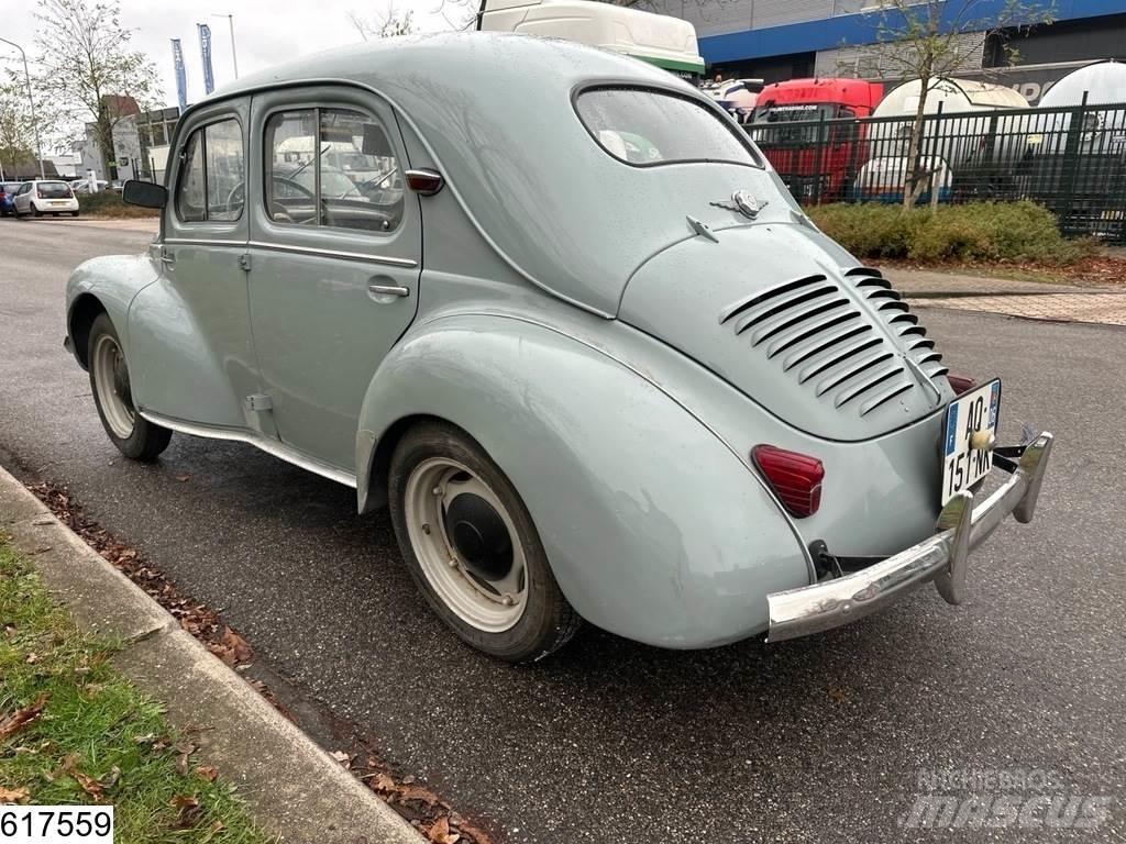 Renault ? 4CV 汽车