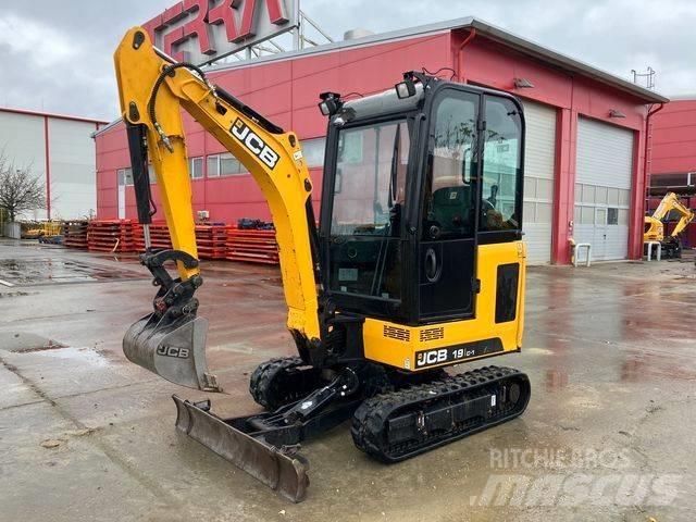 JCB 19 C-1 小型挖掘机
