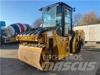 CAT CB 44 B 双轮压路机