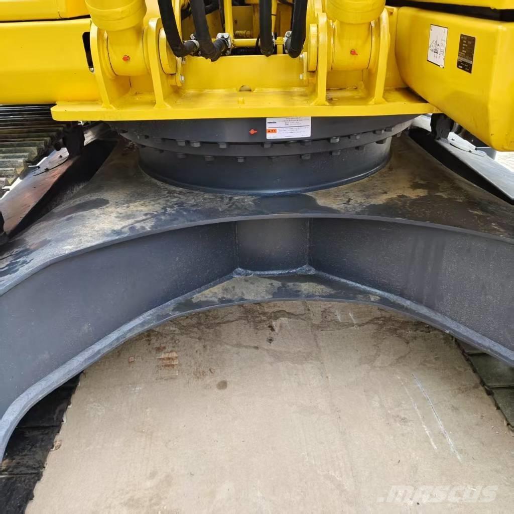 Komatsu PC 200-8 履带挖掘机