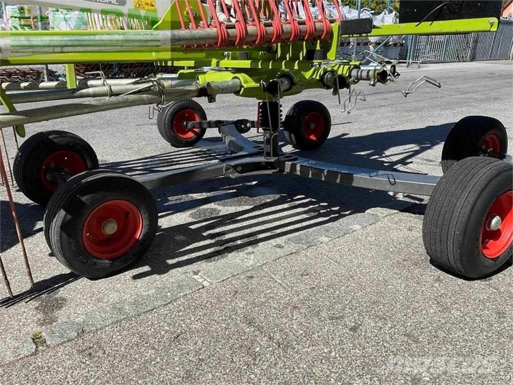 CLAAS Liner 500 料堆整形机