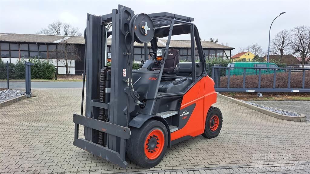 Linde E60 电动叉车