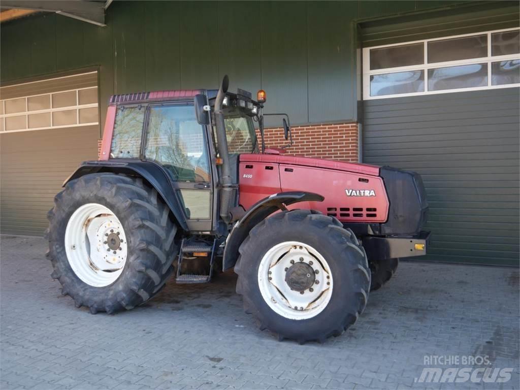Valtra 8450 拖拉机/农用车
