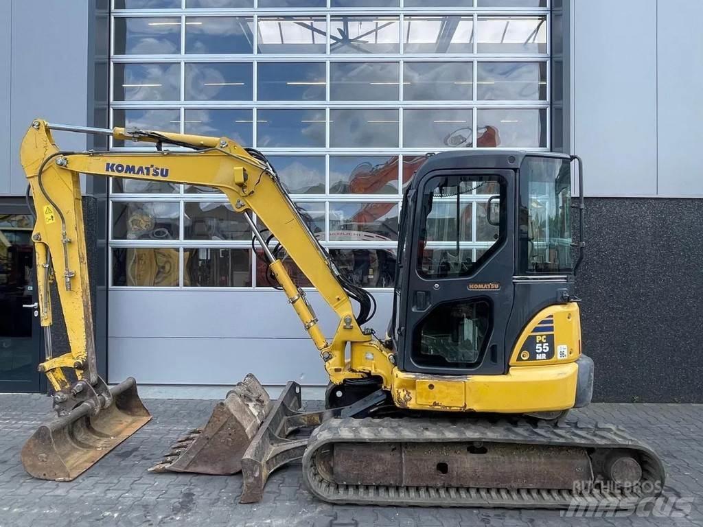 Komatsu PC55MR-3 小型挖掘机
