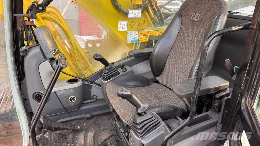 CAT 330 D L LR 履带挖掘机