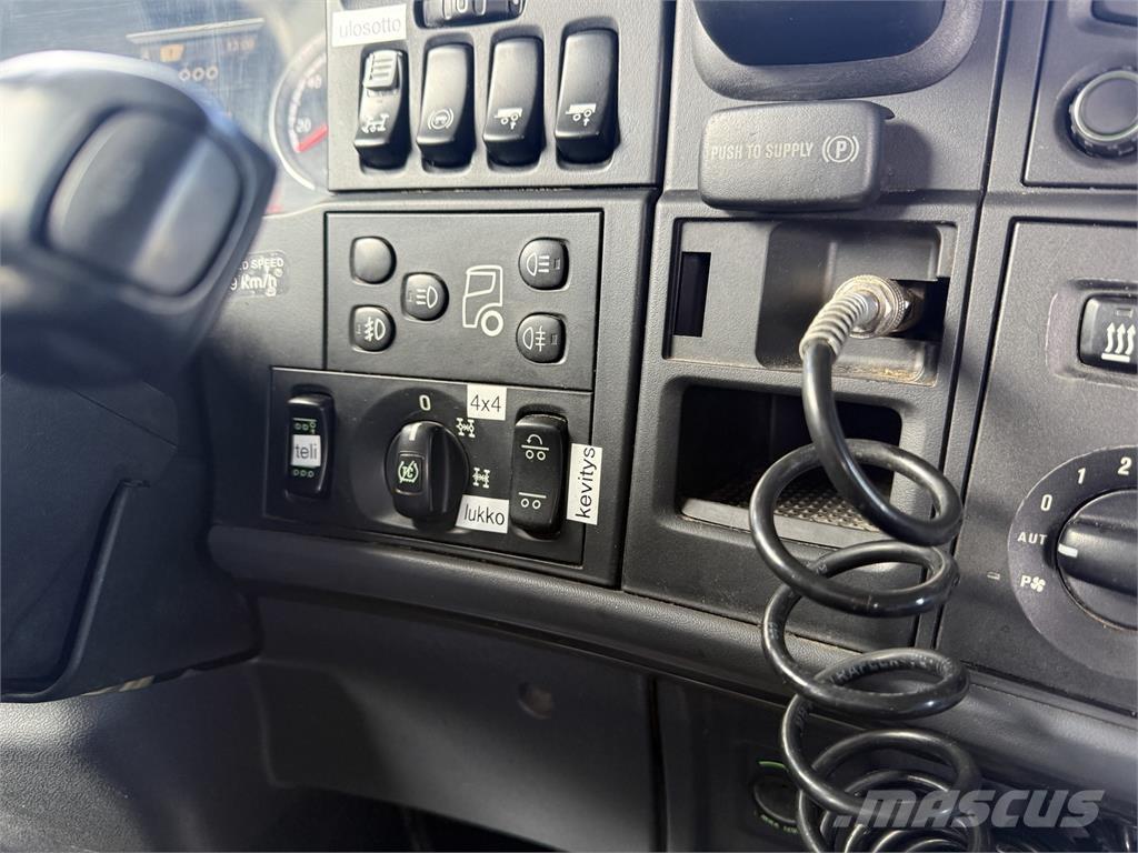 Scania R 730 8X4 工程吊钩车