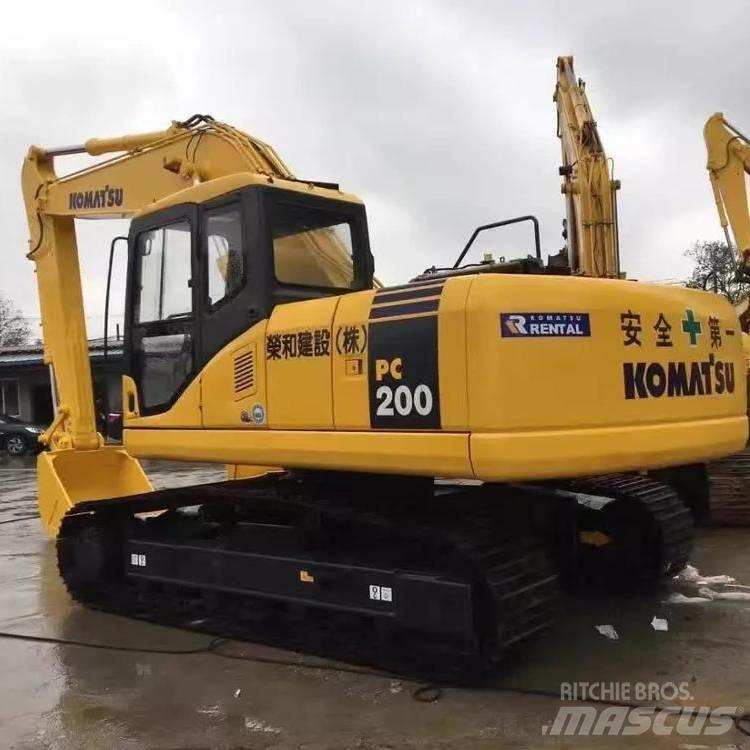 Komatsu pc200-7 履带挖掘机