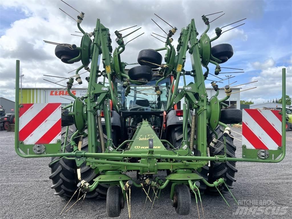 Krone KW 7.92 /8 犁耙和摊草机