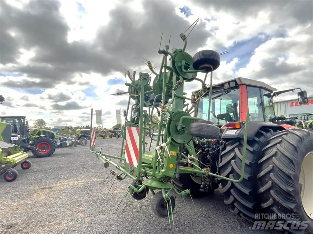 Krone KW 7.92 /8 犁耙和摊草机