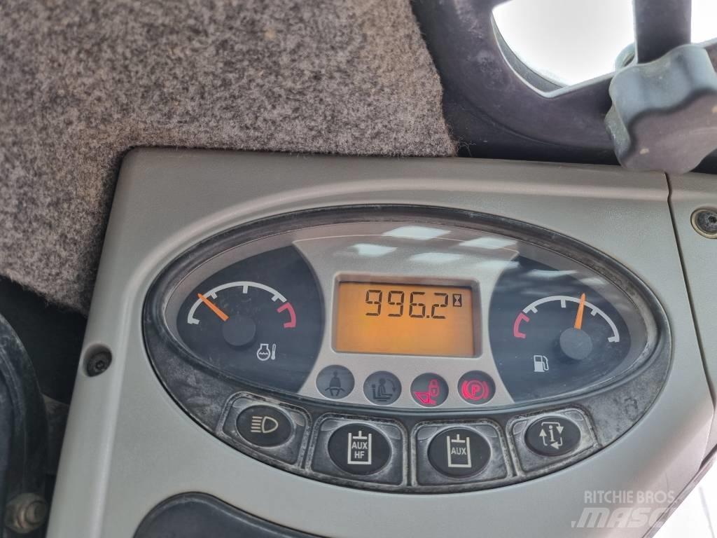Bobcat S 100 滑移装载机