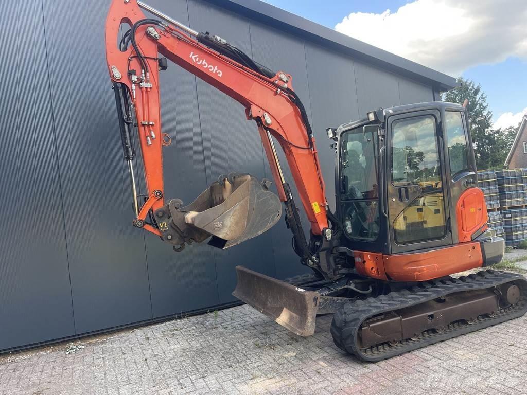 Kubota KX057-4 小型挖掘机