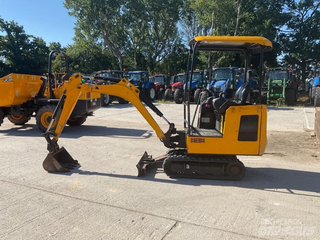 JCB 15 C-1 小型挖掘机
