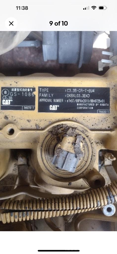 CAT  C3.3b 全地形车