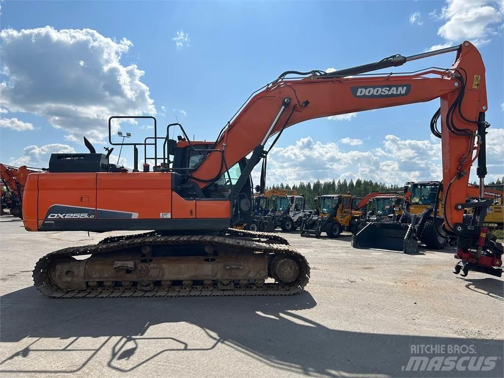 Doosan DX255LC-5 履带挖掘机
