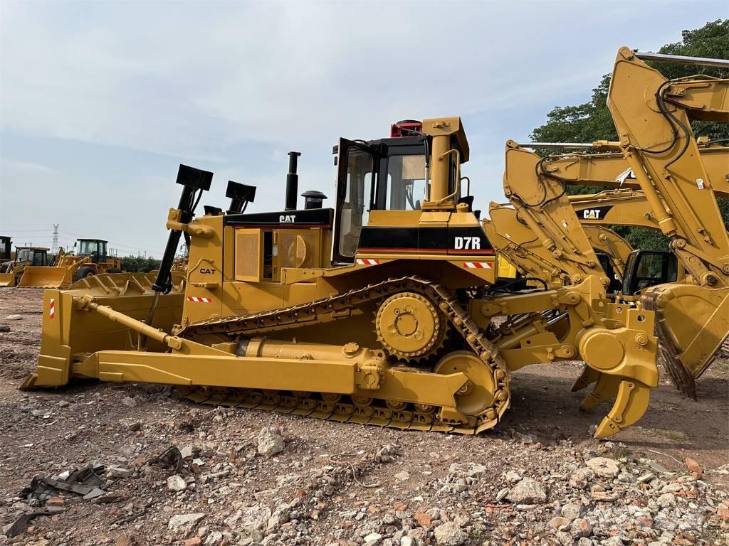 CAT D7R 履带式推土机