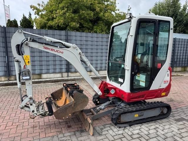 Takeuchi TB 216 小型挖掘机